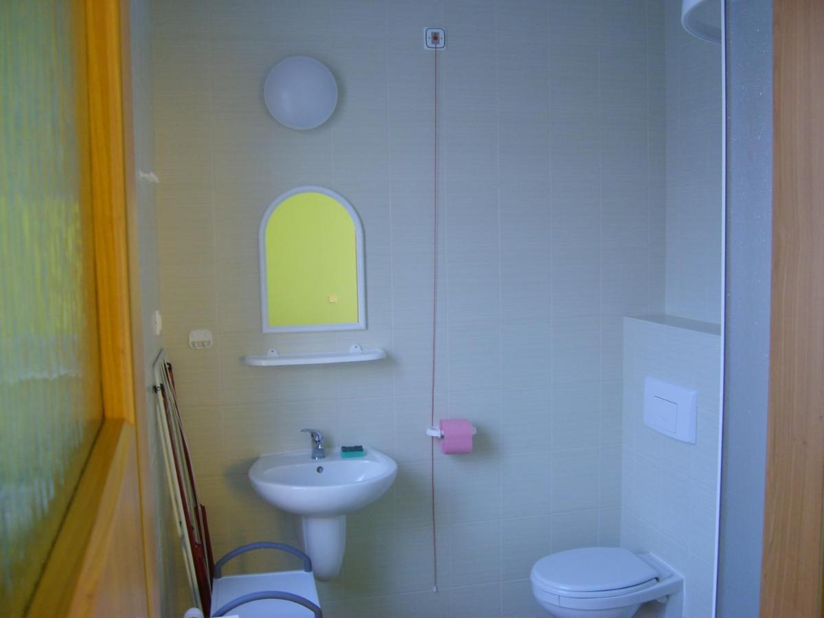 Aparthotel Dom Zdrojowy Jelenia Góra Exterior foto